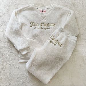 Juicy Couture White Fluffy Fleece Pajama Set